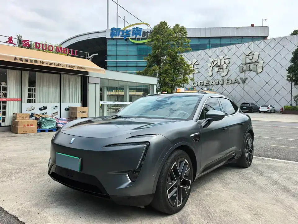 Avatr 11 Long Range Dual Motor Luxury Edition 5-seater 2023