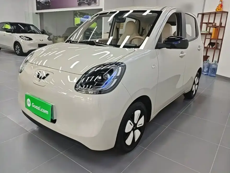 Wuling Motors Hongguang MINIEV 4-Door Advanced 2025