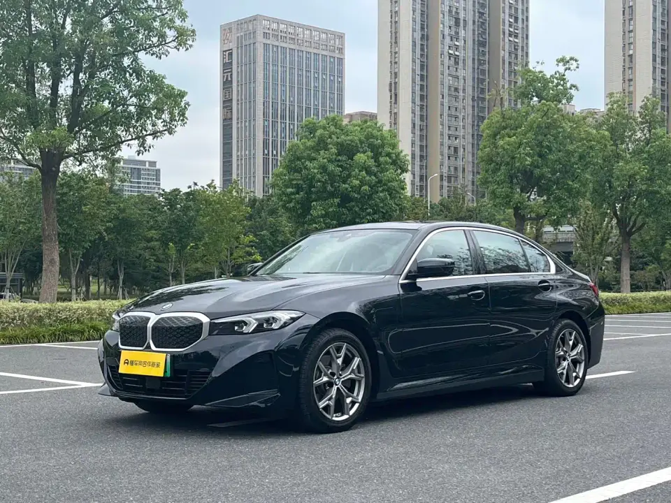 BMW i3 Facelift eDrive 35 L 2026