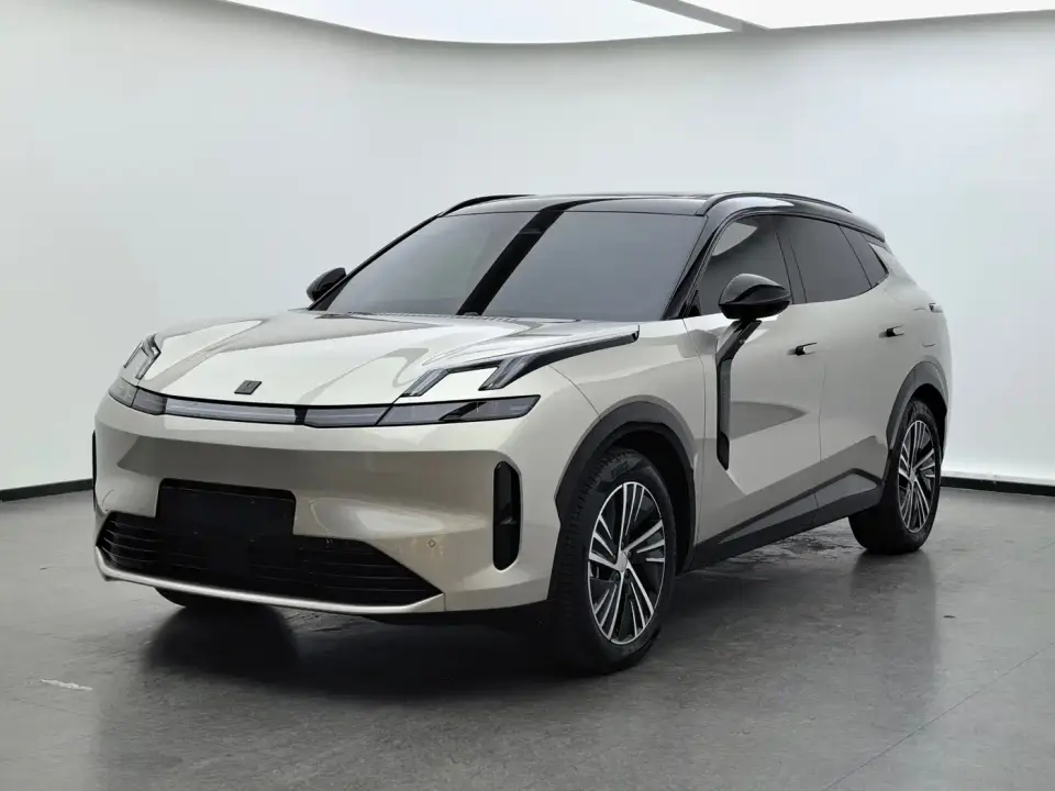 Lynk & Co 08 EM-P 220km 4WD Performance Halo 2023