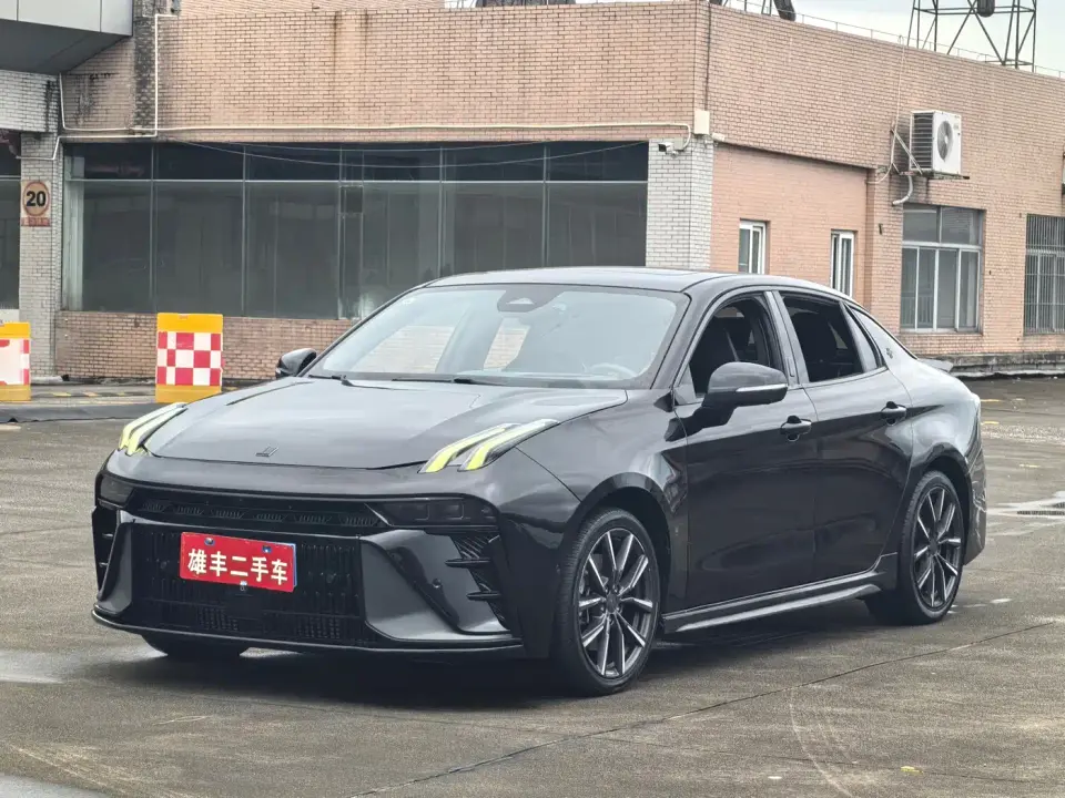 Lynk & Co 03 03+ 2.0TD Automatic Yufeng Edition 2024
