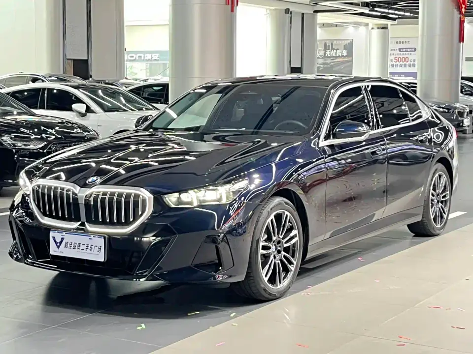 BMW 5 Series 525Li M Sport Package 2026