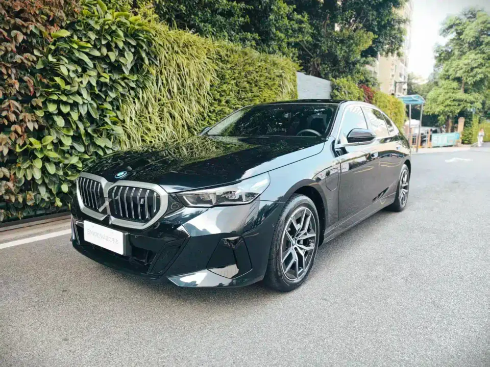 BMW i5 eDrive 35L M Sport Package 2025
