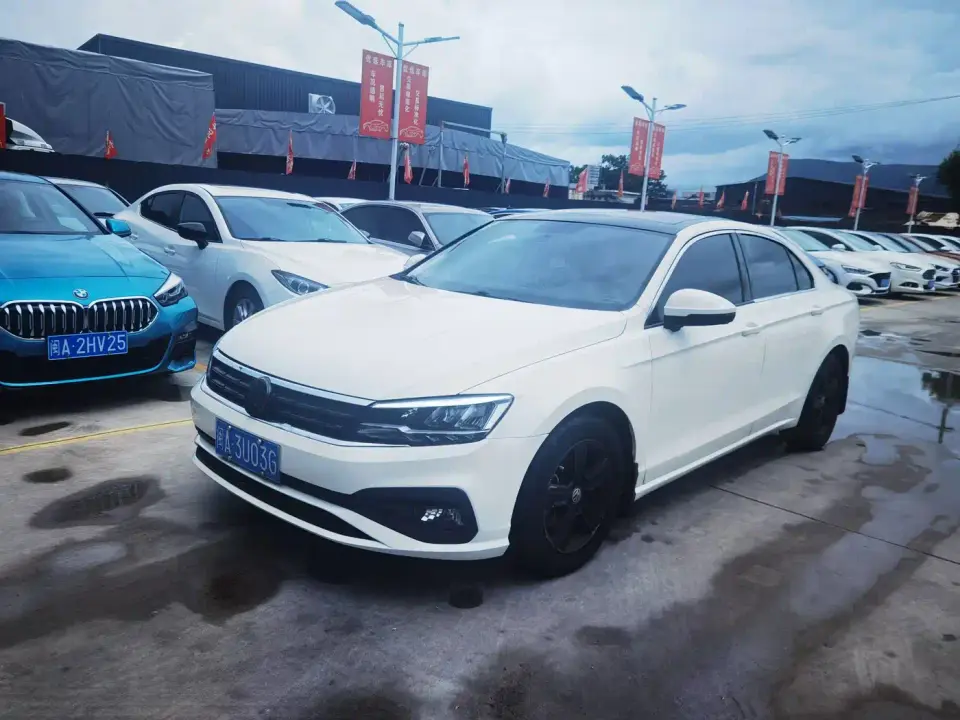 Volkswagen Lamando 230TSI DSG Fashion Edition 2022