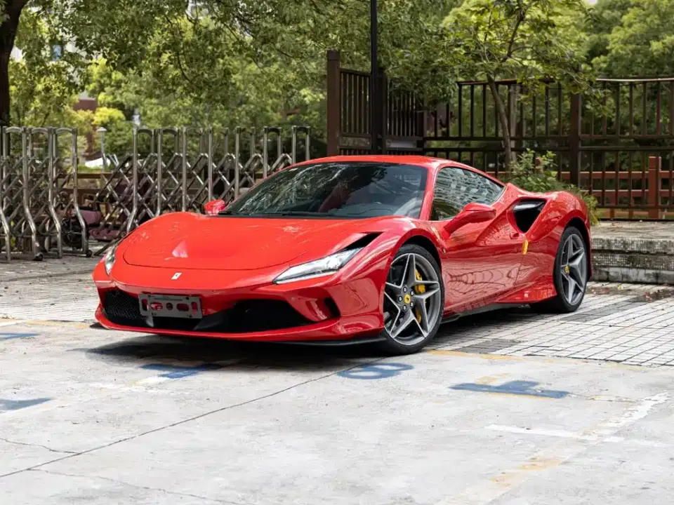 Ferrari F8 Tributo 3.9T V8 2021