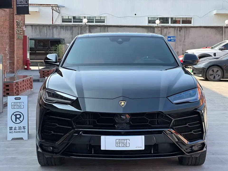 Lamborghini Urus 4.0T V8 2020