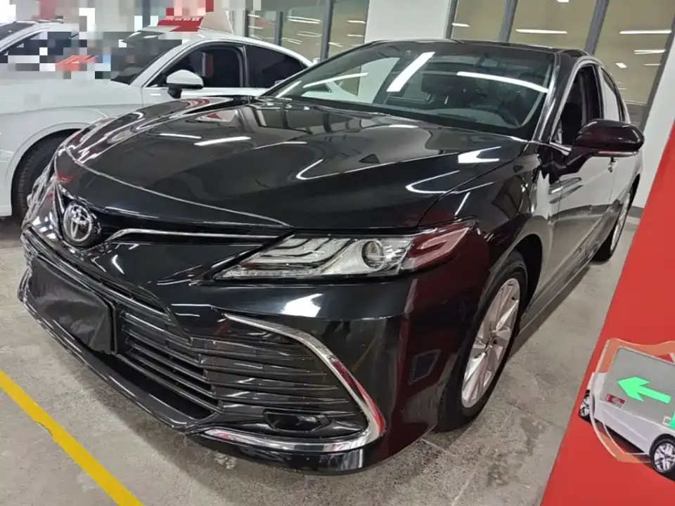 Toyota Camry 2.0G Luxury Edition 2022