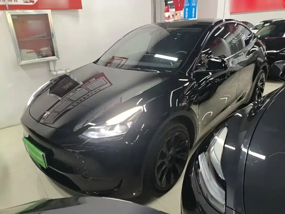 Tesla Model Y Facelift Rear-Wheel Drive Version 2023