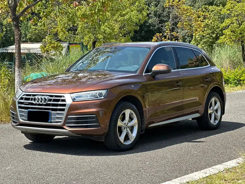 Audi Q5L 40 TFSI Premium Progressive China VI 2019
