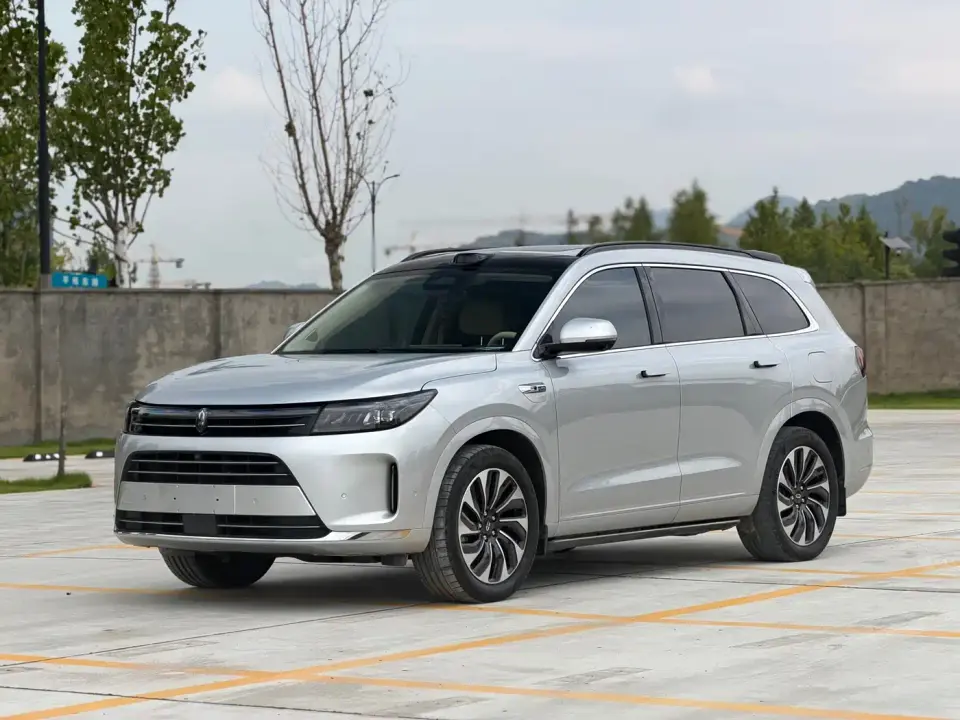 AITO Wenjie AITO M7 1.5T Smart AWD Max Edition 5-Seater 2024