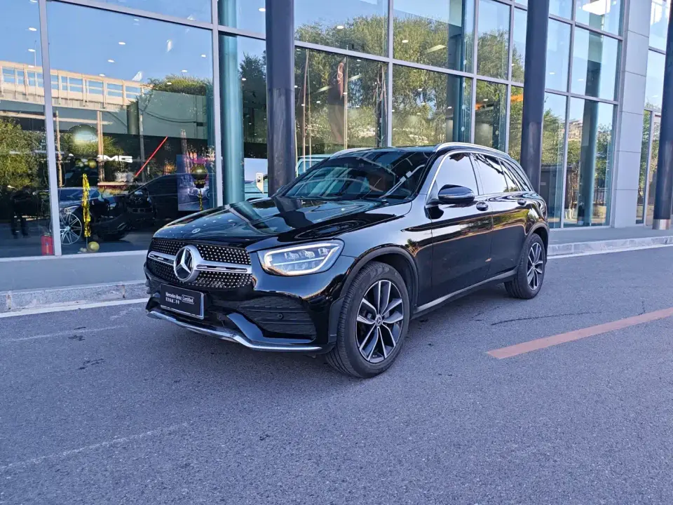 Mercedes-Benz GLC-Class Facelift GLC 260 L 4MATIC Luxury Model 2022