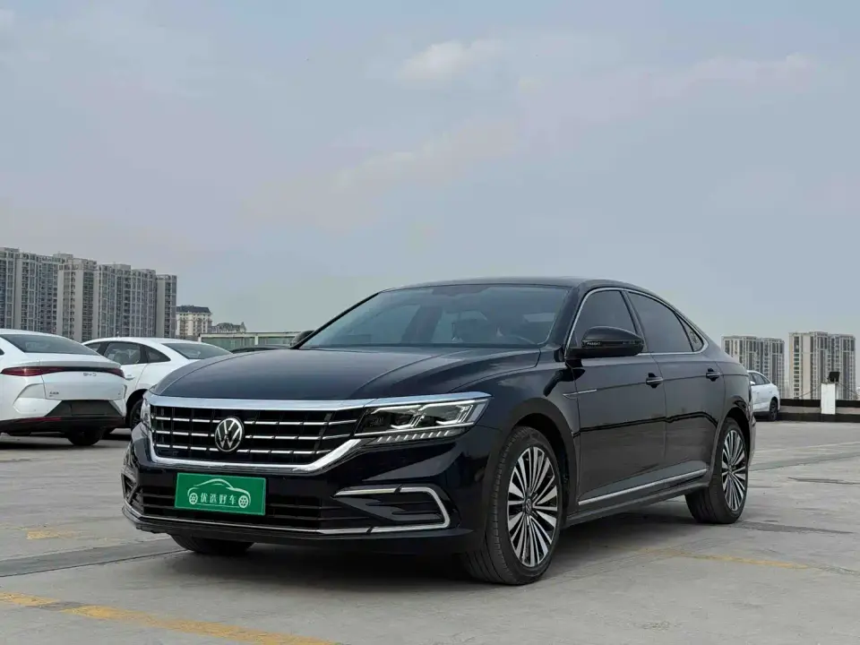 Volkswagen Passat Model 330TSI Luxury Edition 2021