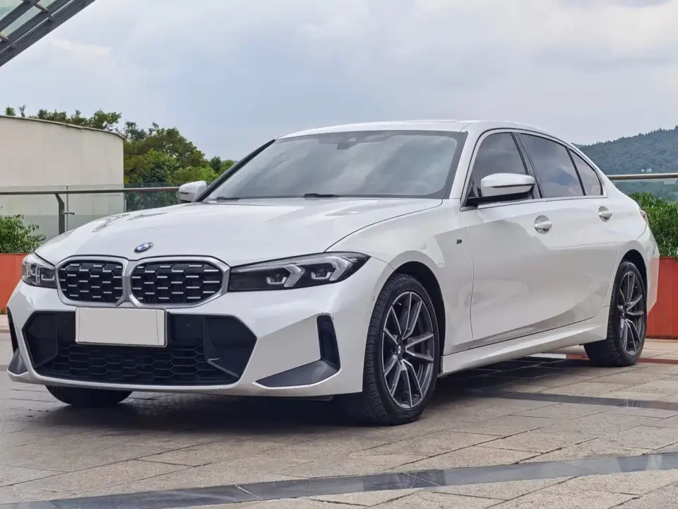 BMW 3 Series 325i M Sport Package 2023