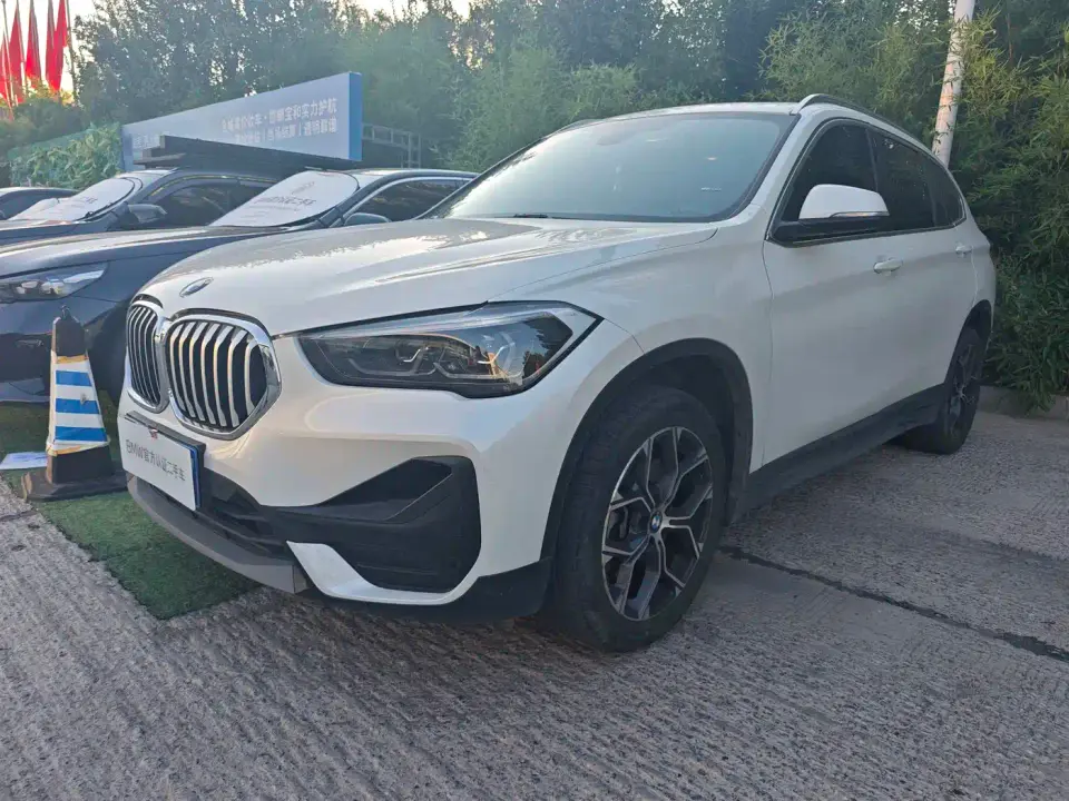 BMW X1 sDrive25Li Leading 2022