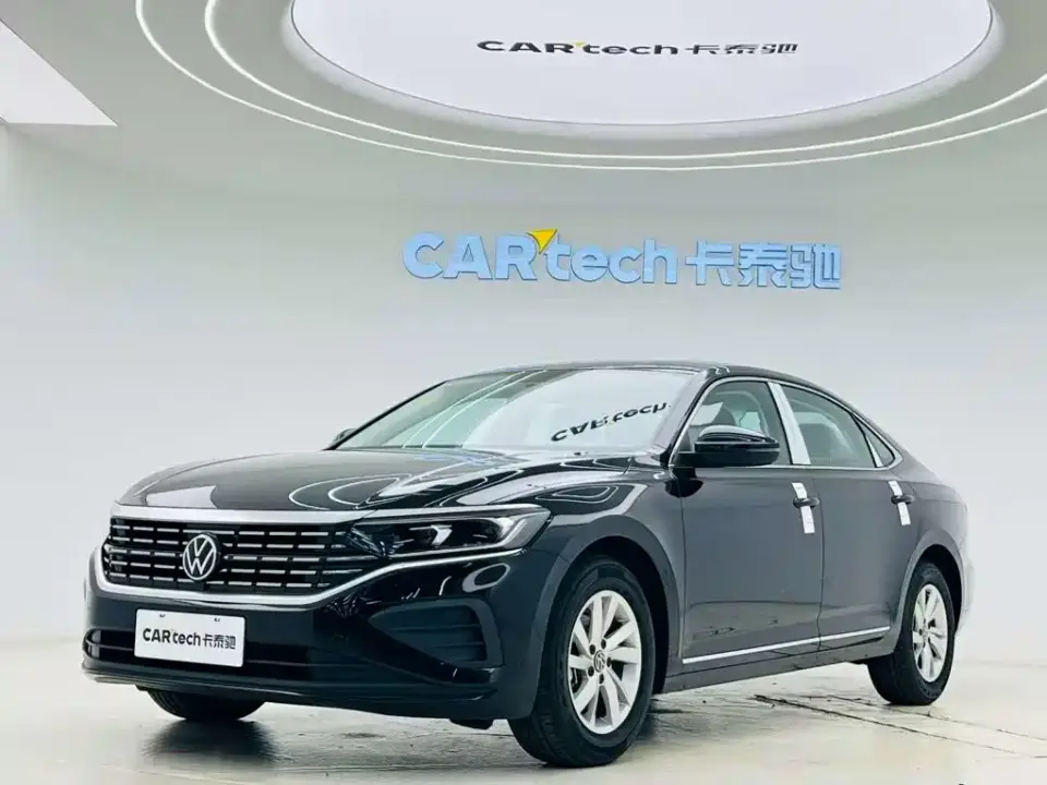 Volkswagen Passat Outstanding 280TSI Business Edition 2025