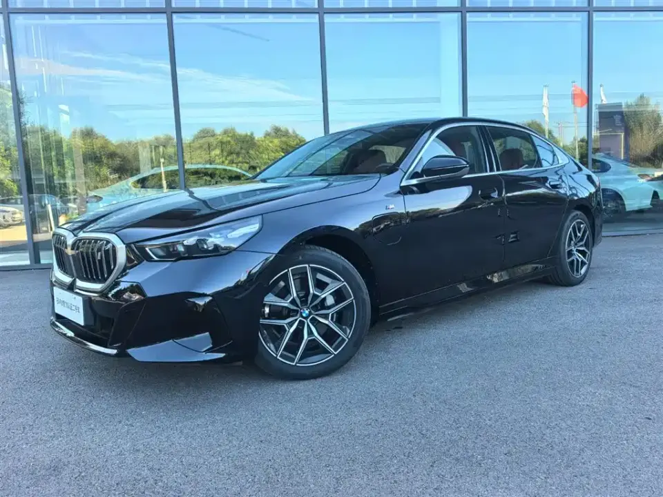 BMW i5 eDrive 35L M Sport Package 2025