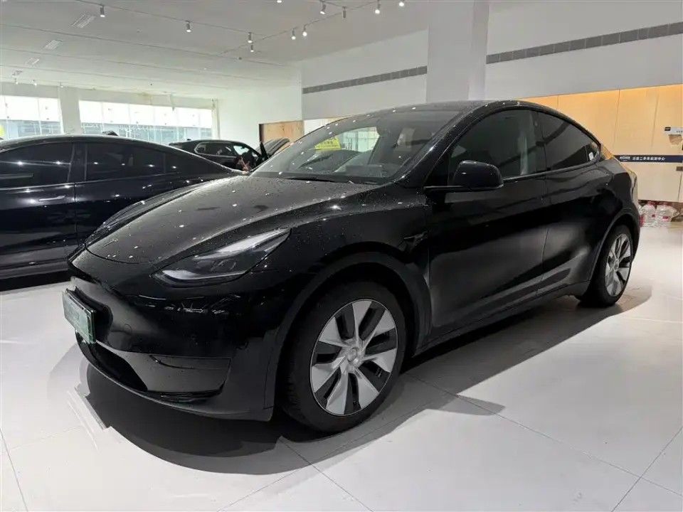 Tesla Model Y Facelift Rear-Wheel Drive Version 2022