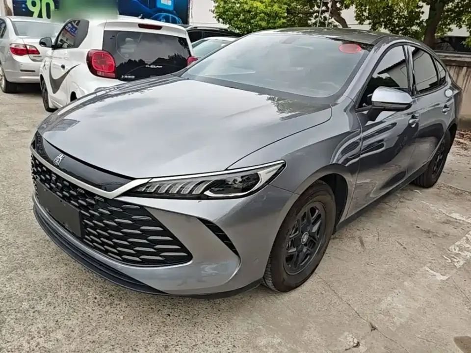 BYD Qin PLUS DM-i Smart Drive 55KM Leader 2025