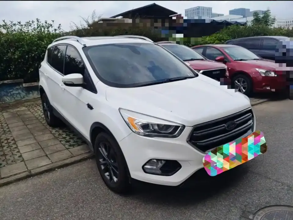 Ford Kuga EcoBoost 180 2WD Platinum Wing Edition China VI 2020