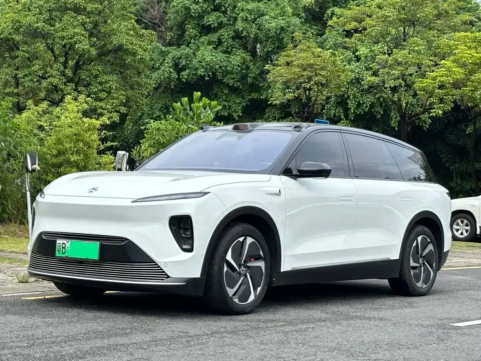 NIO ES8 75kWh Executive Edition 2024