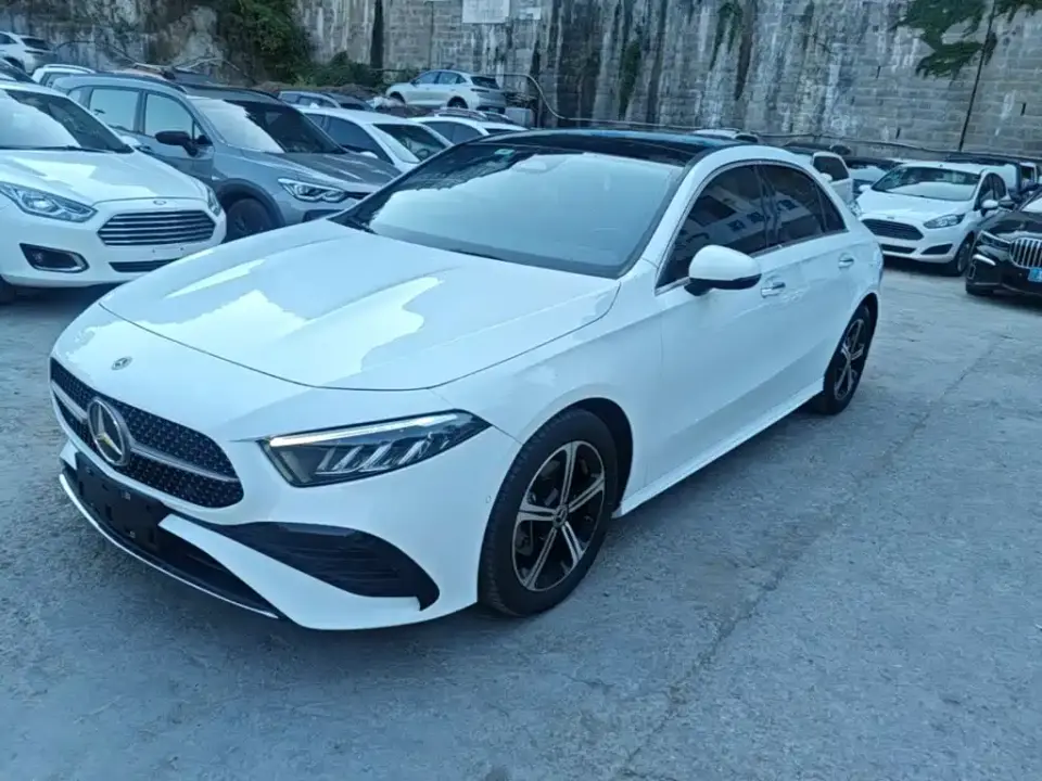 Mercedes-Benz A-Class A 200 L Fashion 2023