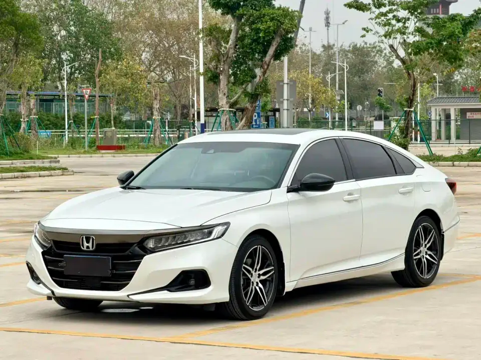 Honda Accord 260TURBO Phantom Night Premium 2022