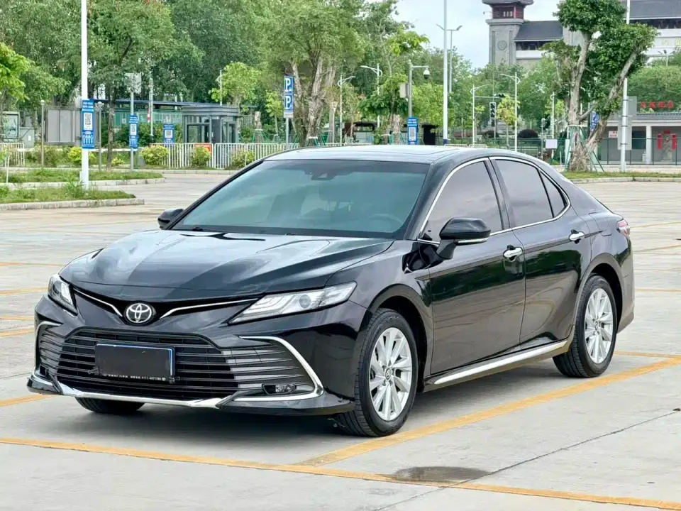 Toyota Camry 2.0G Luxury Edition 2023
