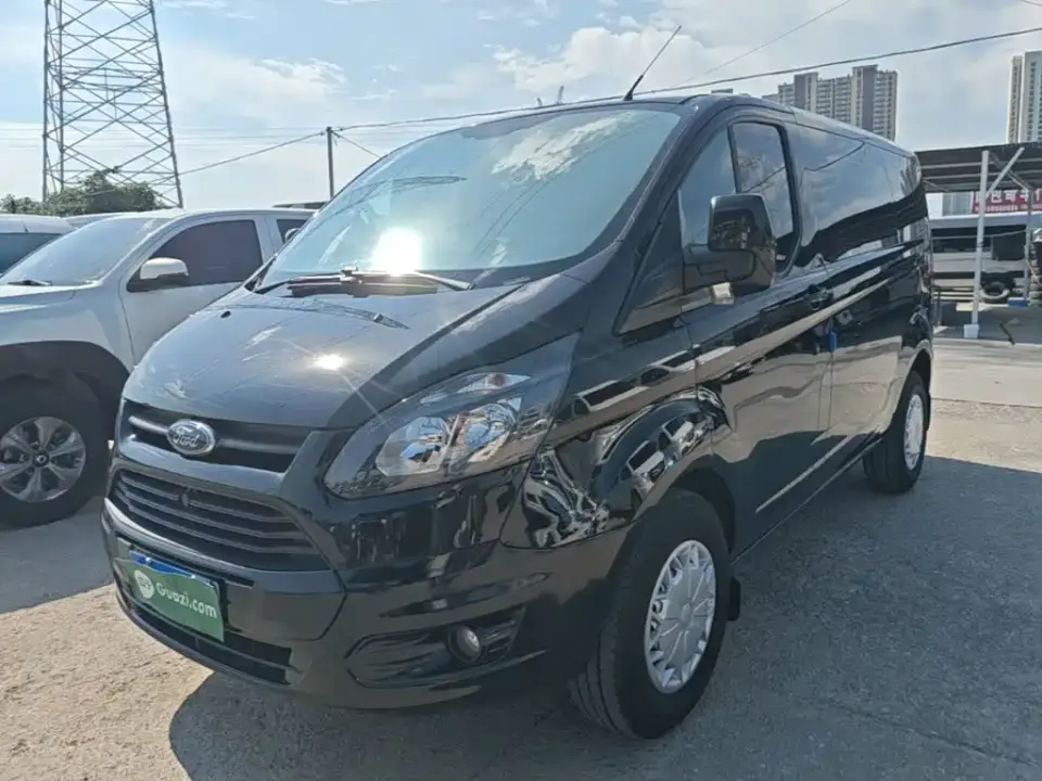 Ford Transit 2.0T Diesel Business Travel Short Wheelbase Low Roof 7-seater China VI 2022