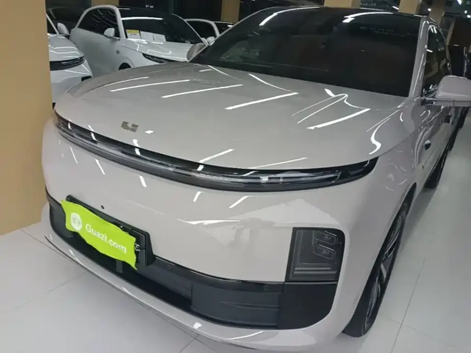 Li Auto L6 Pro 2025