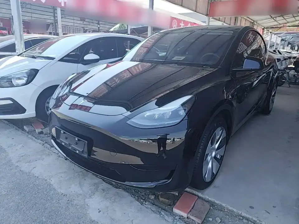 Tesla Model Y Facelift Rear-Wheel Drive Version 2023
