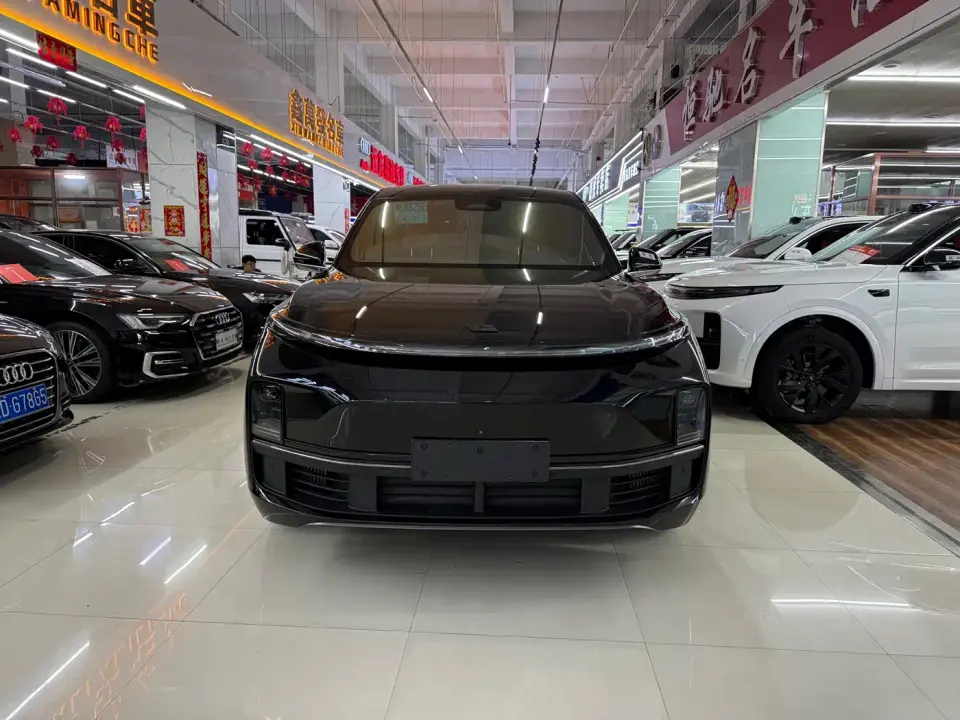 Li Auto Li Xiang L9 Model Pro 2023