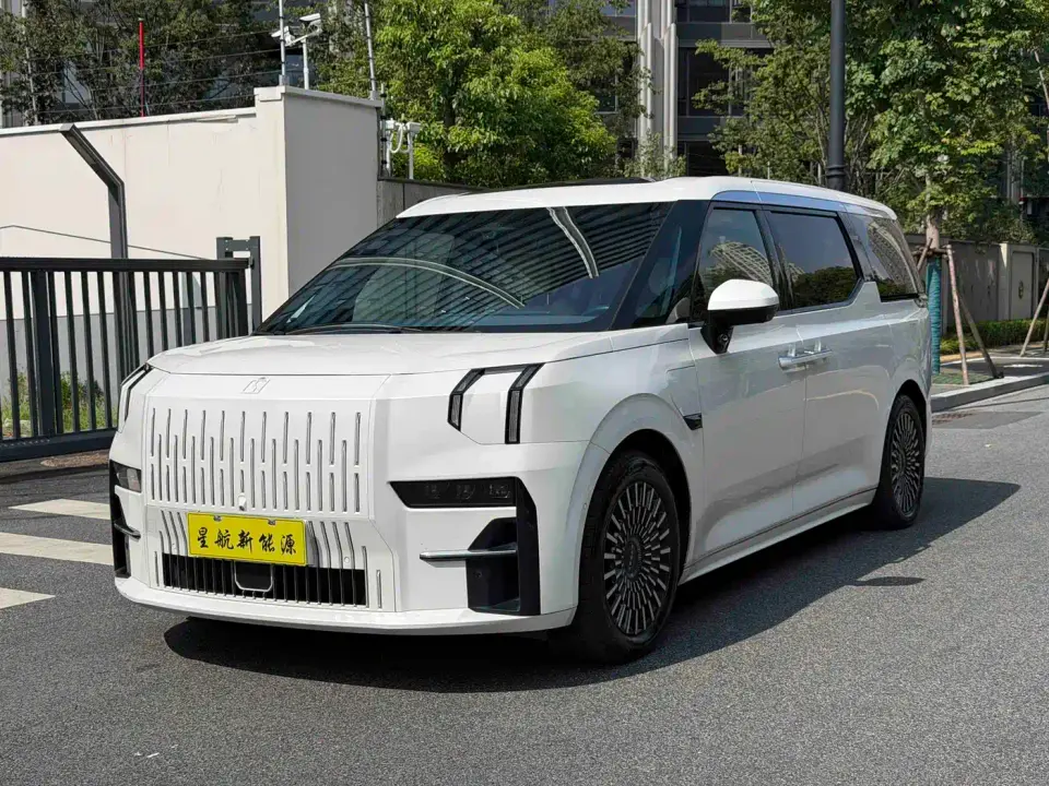 Zeekr 009 ME Edition 2023