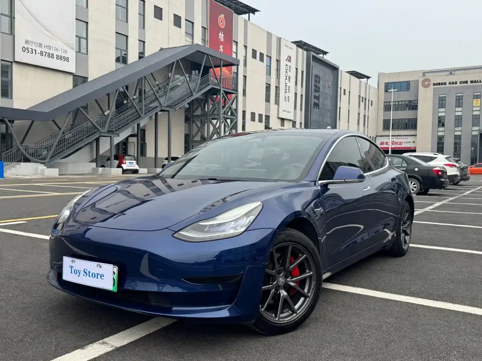 Tesla Model 3 Standard Range Rear-Wheel Drive Upgrade 2020