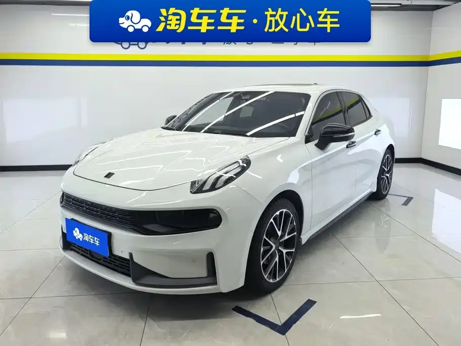 Lynk & Co 03 2.0TD Auto Jin Champion Edition 2021