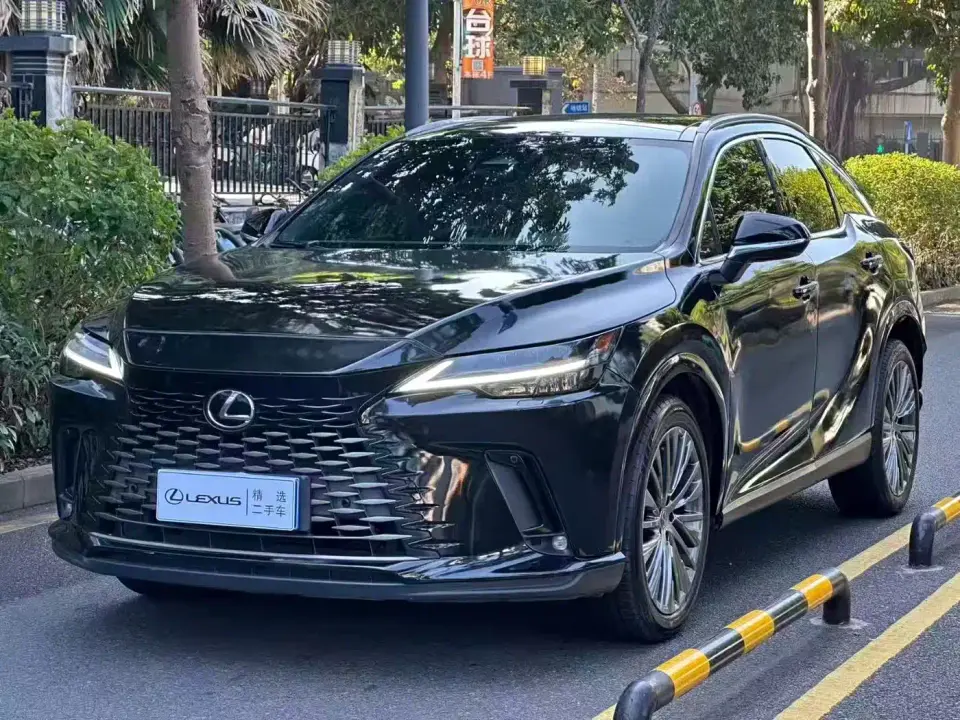 Lexus RX 350h 4WD Pure Edition 2023