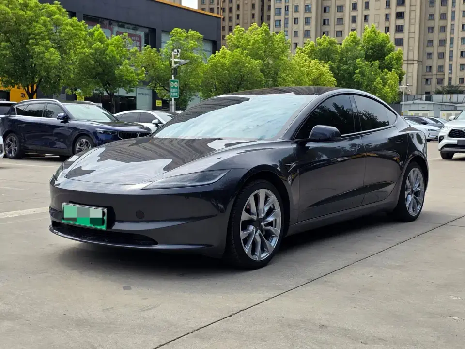Tesla Model 3 Rear-Wheel Drive 2024