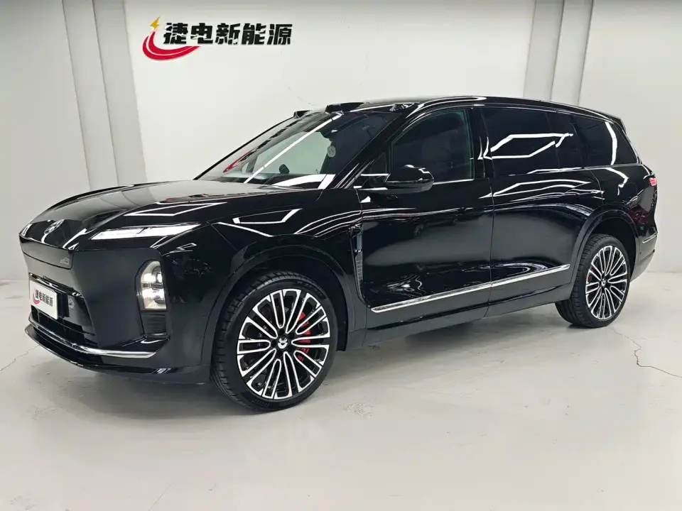 NIO ES8 Base Model 2025
