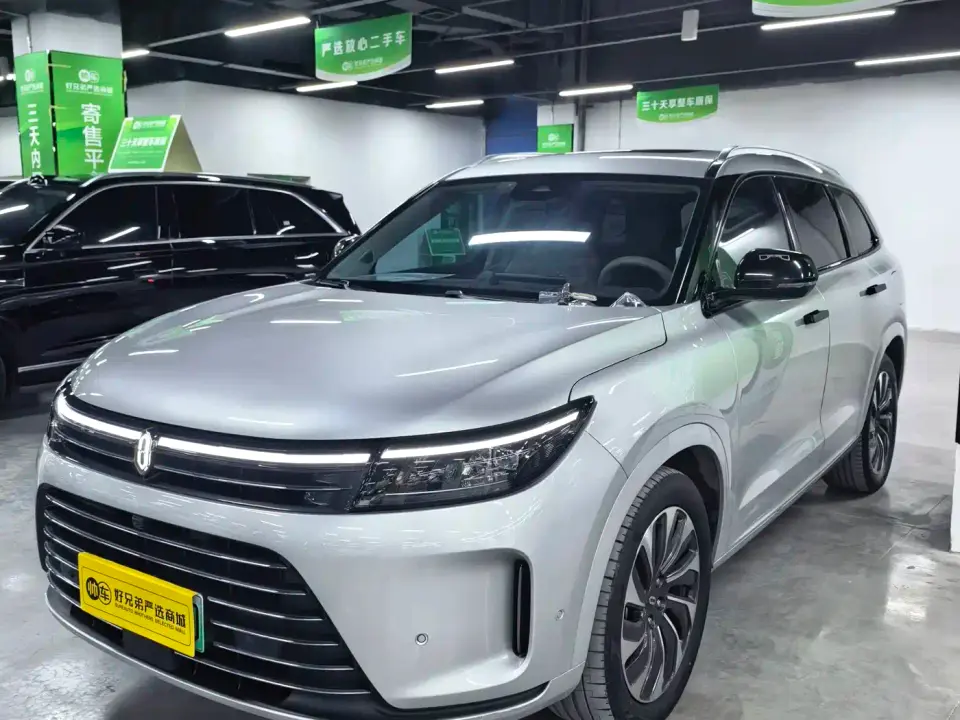 AITO Wenjie AITO M7 1.5T AWD Plus 5-Seater 2024