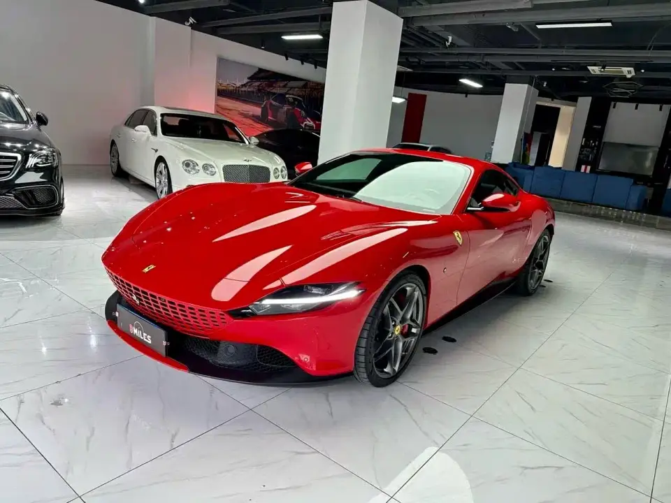 Ferrari Roma 3.9T V8 2021