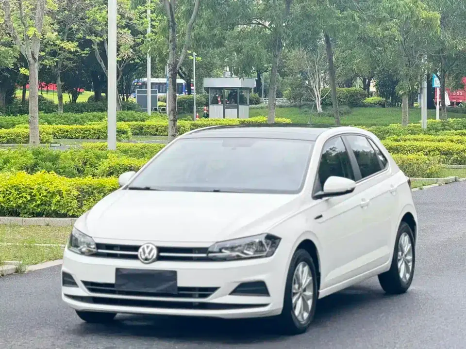 Volkswagen Polo Plus 1.5L Automatic Colorful Tech Edition 2019
