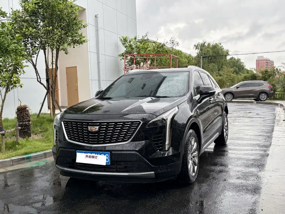 Cadillac XT4 28T FWD Premium 2022