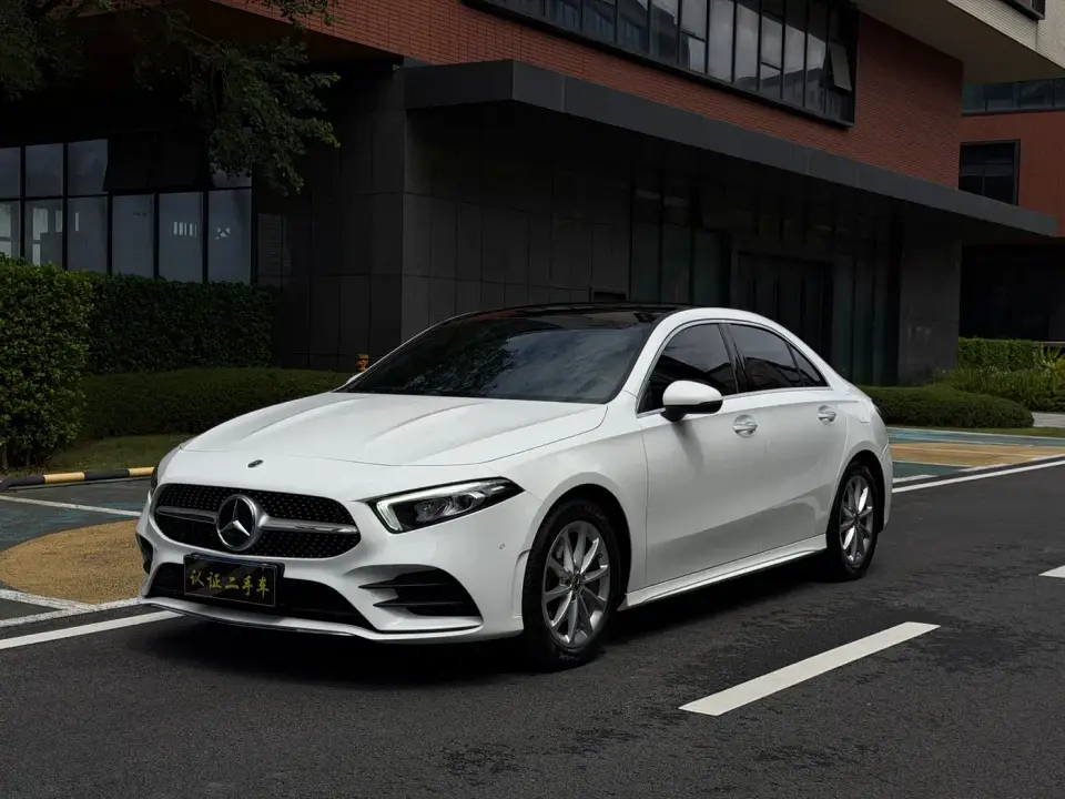 Mercedes-Benz A-Class Facelift A 200 L Sport Sedan Fashion Style 2022