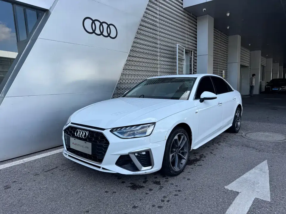 Audi A4L 40 TFSI Fashion Dynamic 2024