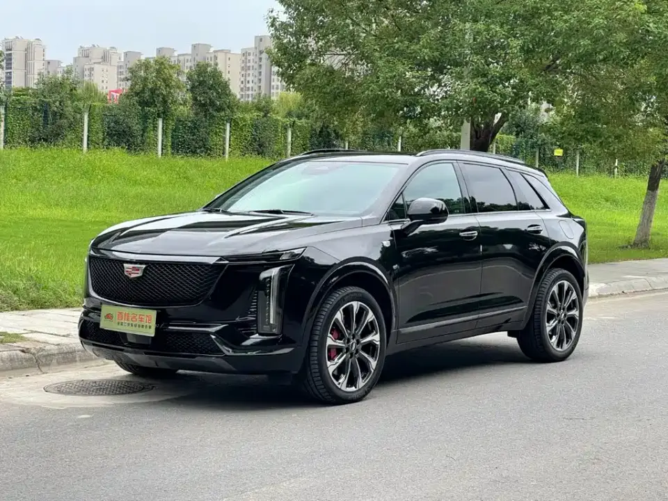 Cadillac XT5 Model 2.0T Platinum 2024