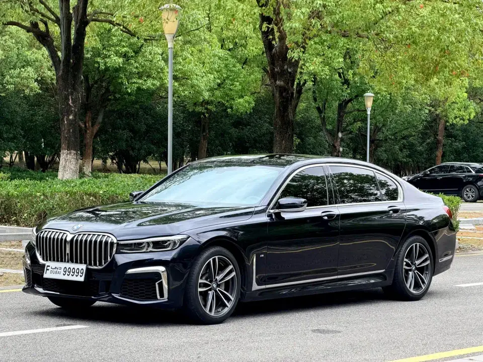 BMW 7 Series Model 730Li M Sport Package 2021