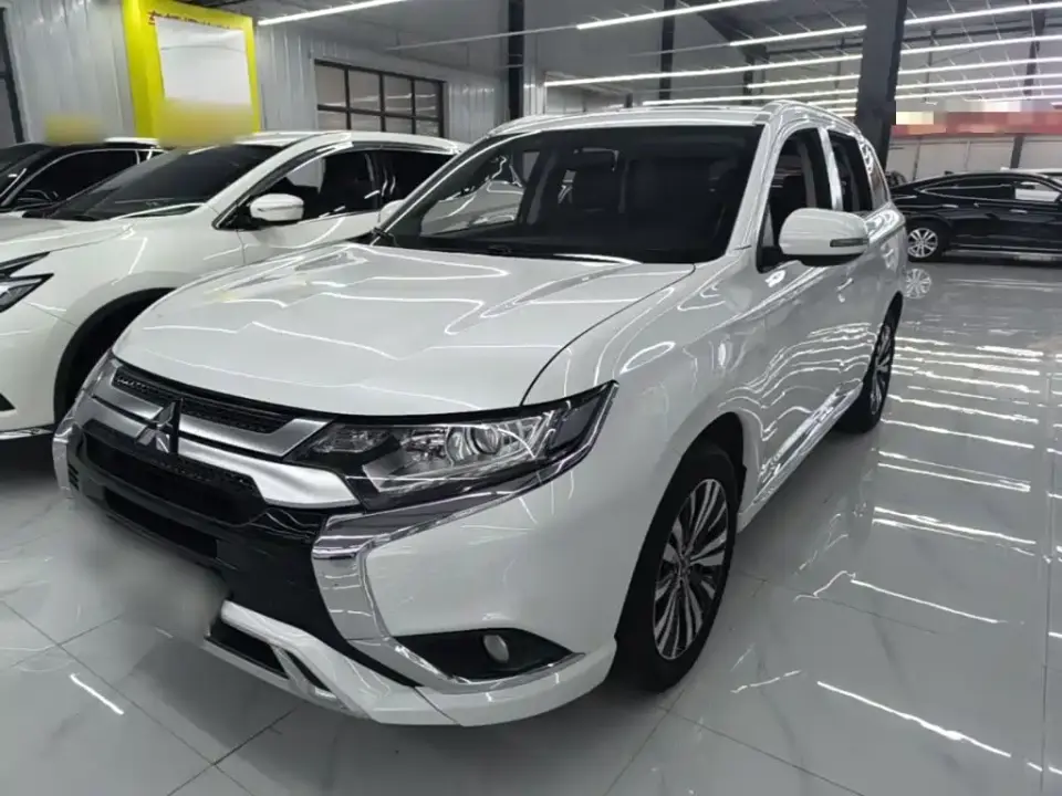 Mitsubishi Outlander 2.0L FWD Comfort Edition 5-seater 2021