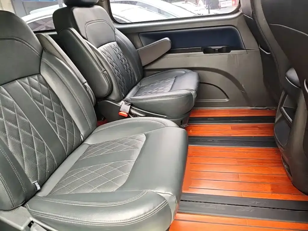 Dongfeng Fengxing Lingzhi New Energy Standard Luxury Model 7-Seater 2023 — фото 17