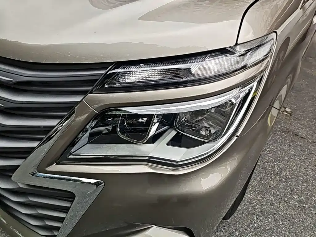 Dongfeng Fengxing Lingzhi New Energy Standard Luxury Model 7-Seater 2023 — фото 24