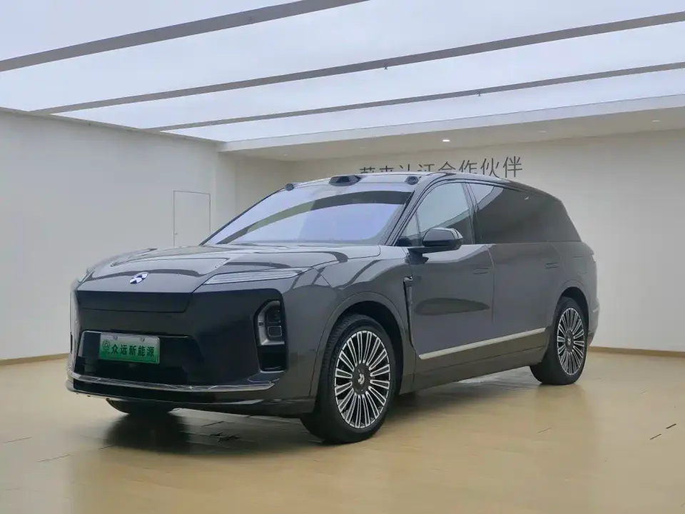 NIO ES8 Model 6-Seat Executive Luxury Edition 2025