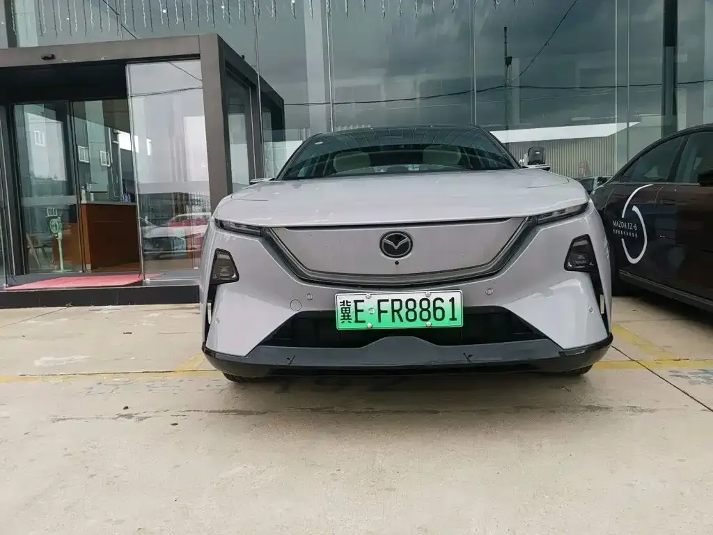 Mazda EZ-60 Range-extender Base Model 2025 — фото 4